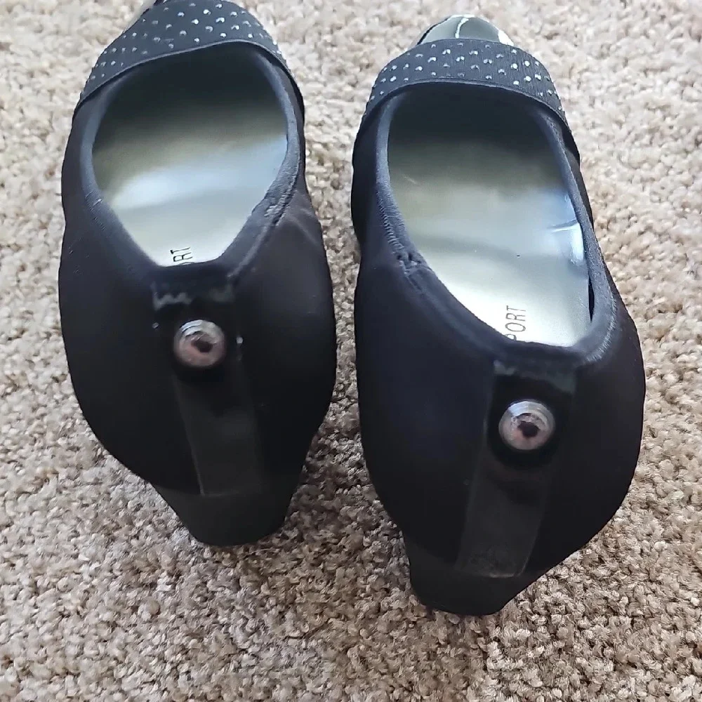 Anne Klein Women's‎ Black Wedge Heels with Glossy Toe Size 11